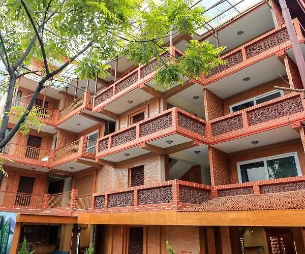 Aagantuk Hotel 3*