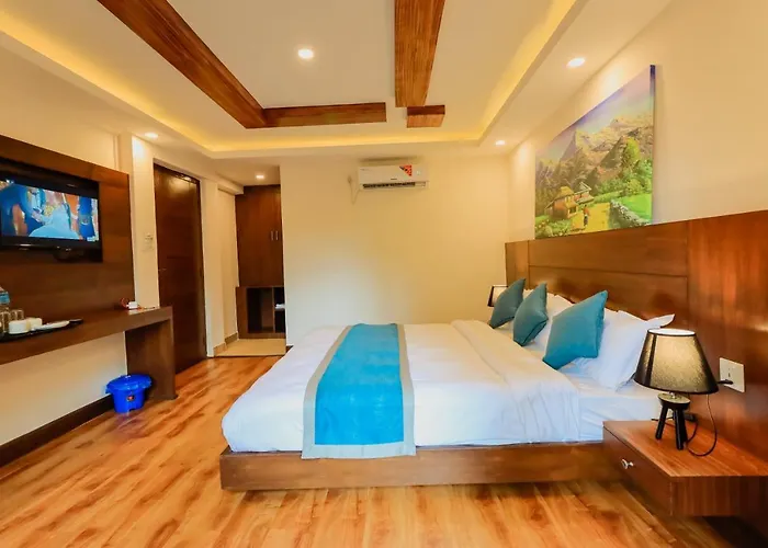 Hotel Aagantuk 3*