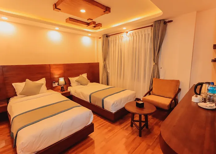 Hotel Aagantuk 3*